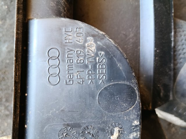 Водостік лобового скла, жабо — фото 2