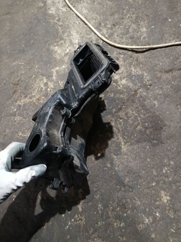 Кришка блоку запобіжників — фото 4