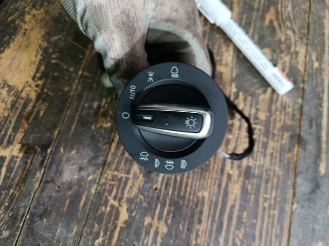 Перемикач світла фар, на торпеді — фото 1