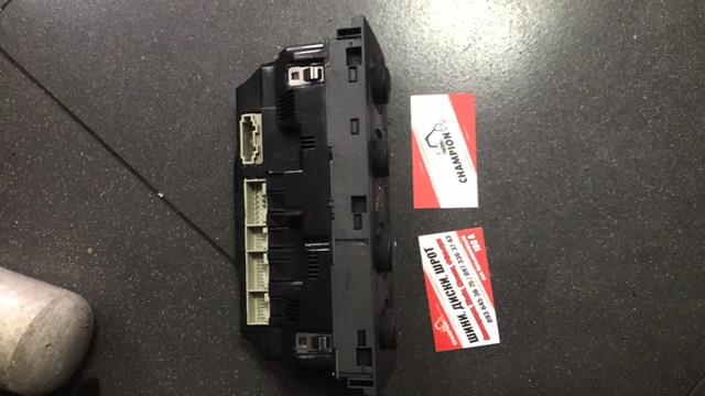 блок управления климат-контролем