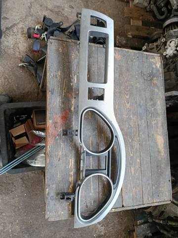 Облицювання щитка приладів торпедо — фото 1