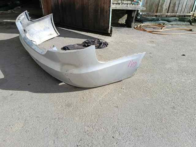 Бампер задній