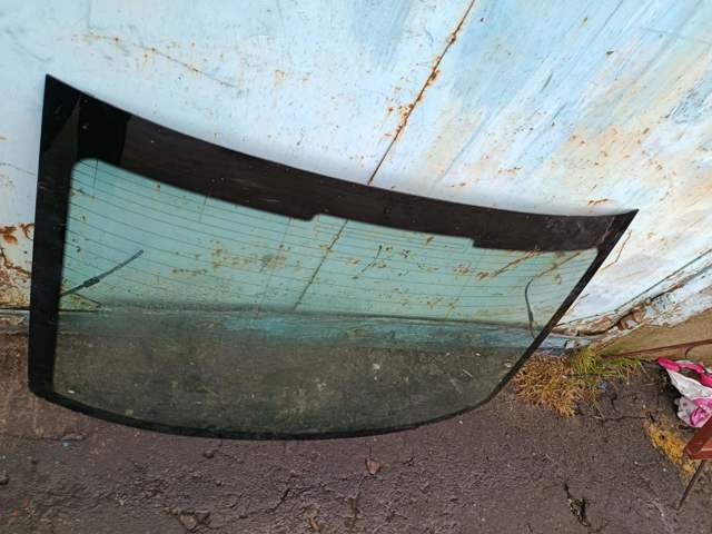 Скло заднє — фото 3