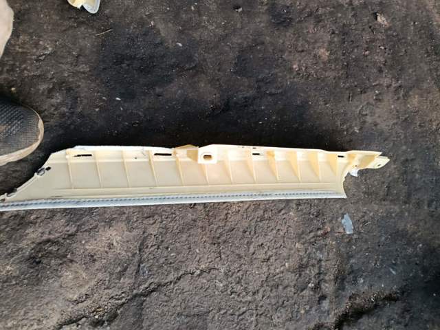 Обшивка стійки кузова внутрішня, задня права — фото 3