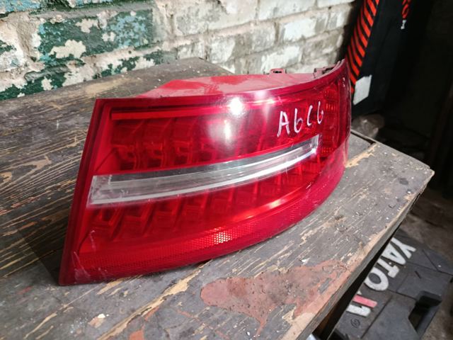 Ліхтар задній правий, зовнішній — фото 6