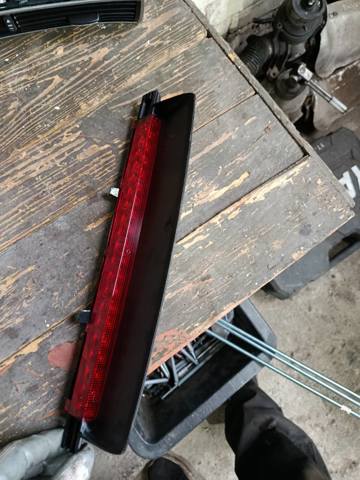 Стоп-сигнал заднього скла — фото 3