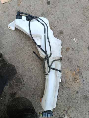 Бачок омивача скла