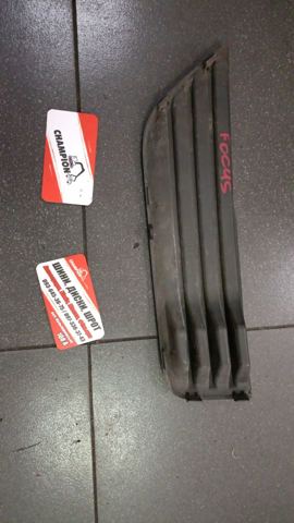 Заглушка/ решітка протитуманних фар бампера переднього, права