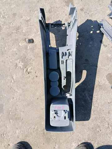 Центральна консоль