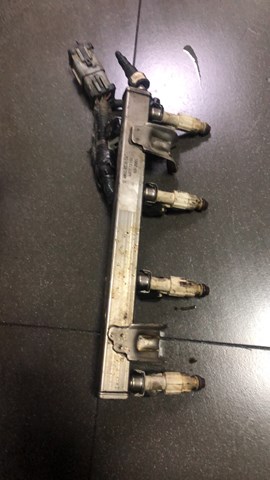 рампа топливная