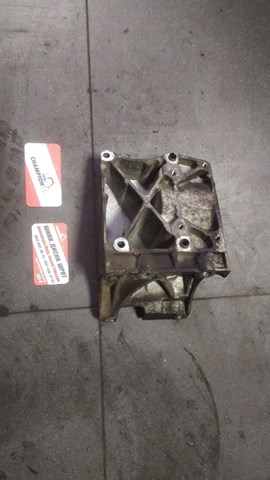 Кронштейн компресора