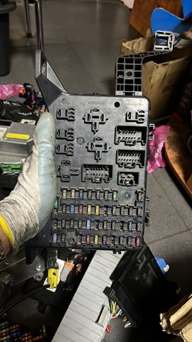 блок запобіжників