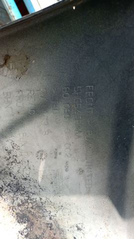 Бампер передній