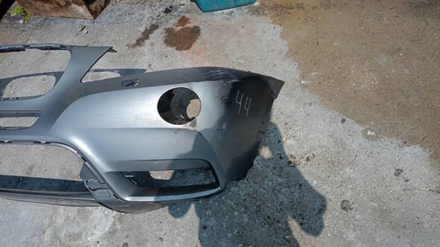 Бампер передній