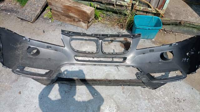 Бампер передній