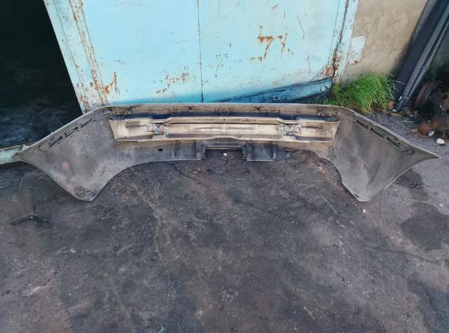 Бампер задній