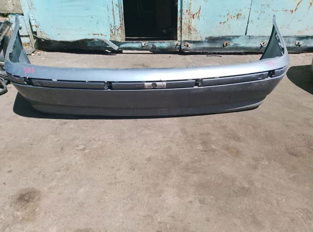 Бампер задній