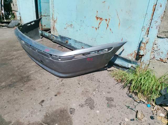 Бампер задній