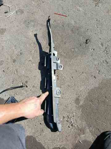 Направляюча заднього бампера, ліва