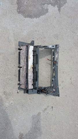 Ящик для рукавичок (бардачок)