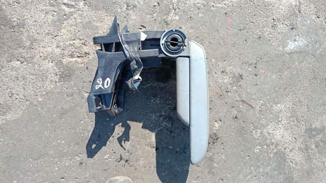 Підлокітник центральній консолі