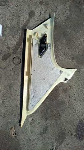 Деталь оздоблення багажника