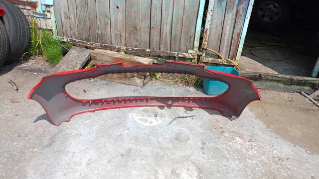 Бампер передній