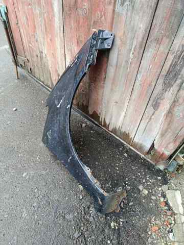 Крило переднє праве — фото 8