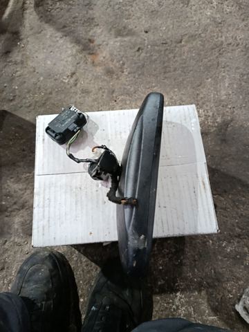 Дзеркало внутрішнє, салону