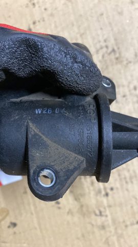 Клапан PCV (вентиляції картерних газів)