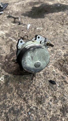 Насос вакуумный