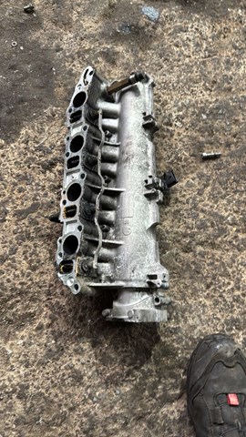 Коллектор впускной