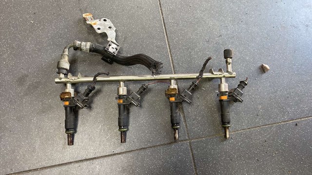 Форсунка впрыска топлива