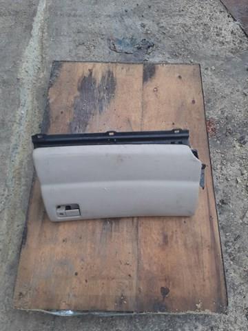 Бардачок Lexus Ls400