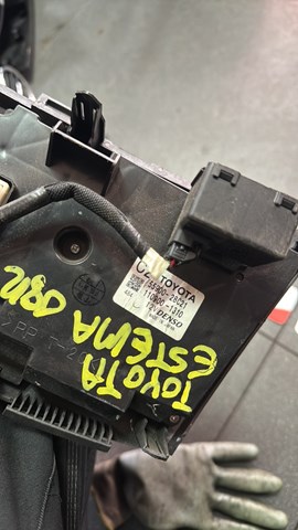 Панель управления кондиционером TOYOTA Estima