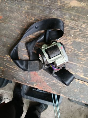 Ремінь безпеки — фото 5