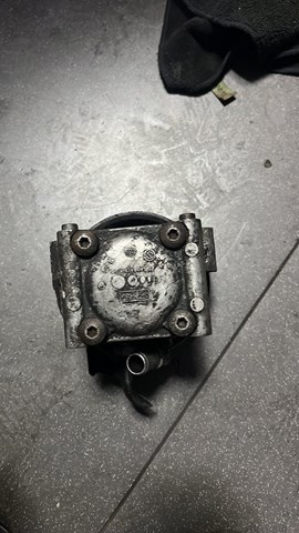 Насос гидроусилителя руля (ГУР)