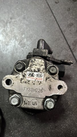 Насос гидроусилителя руля (ГУР)