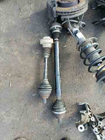 Привод передний правый 5C0407272AC VAG