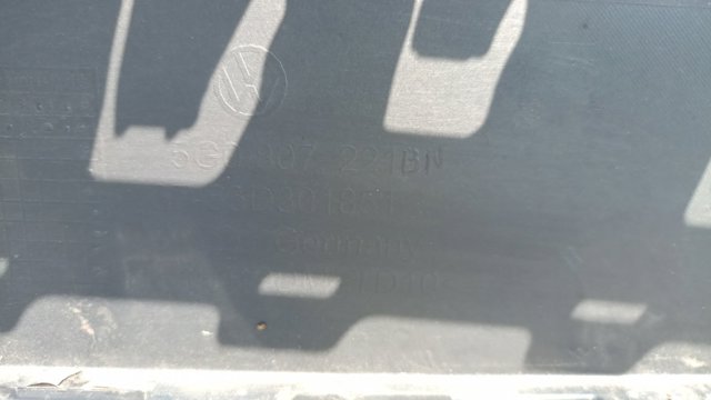 Бампер передній