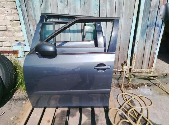 Скло передніх дверей, лівою