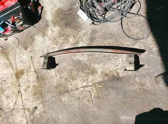 Шина бампера заднего Шкода Фабия II