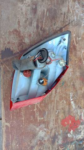 Ліхтар задній правий (ДЕФЕКТ) — фото 6