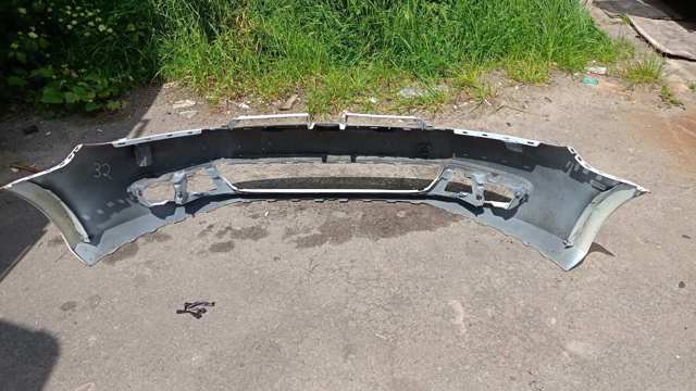 Бампер передній