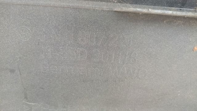 Бампер передній