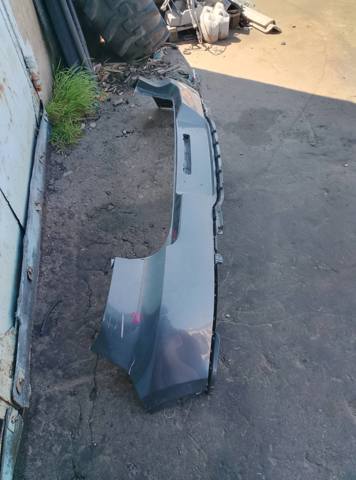 Бампер задній