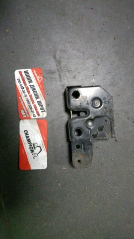 Замок капота — фото 1