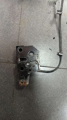 Замок крышки капота 5P1823509A VAG