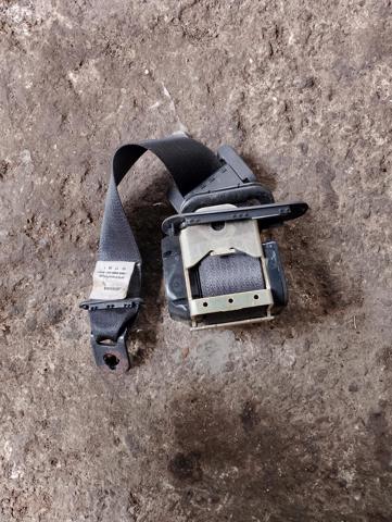 Задній ремінь безпеки