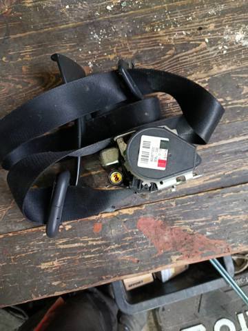 Ремінь безпеки — фото 4